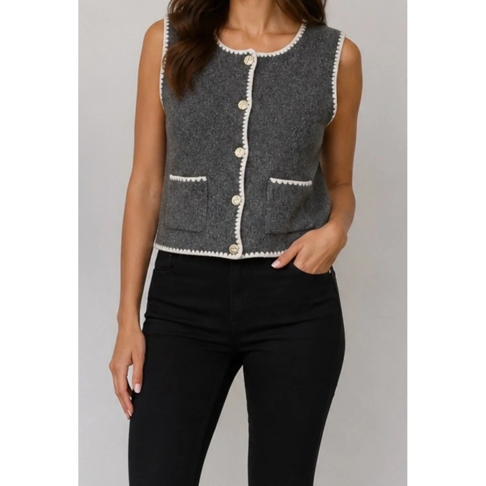 Song of Style Aimee Song Gray Scalloped Knit Vest Medium